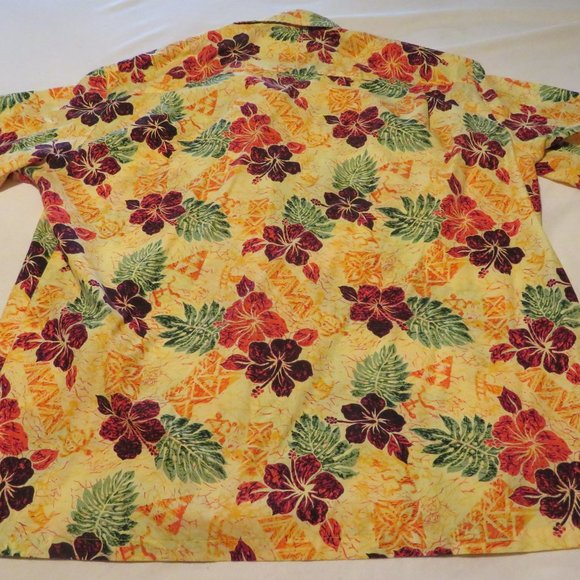 MENS HAWAII FLORAL PATTERN WINNIE FUSHION SHIRT - Picture 4 of 4